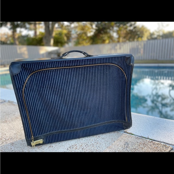 The French Company 1970s Vintage Luxury Luggage - Picture 1 of 16